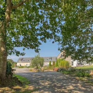 Apartment La Ferme De Vur Ven, Saint-Évarzec